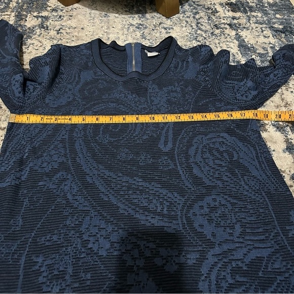 Chico’s Blue & Black Paisley Jacquard Pullover 3/4 Sleeve Sweater Size Medium - Picture 8 of 11